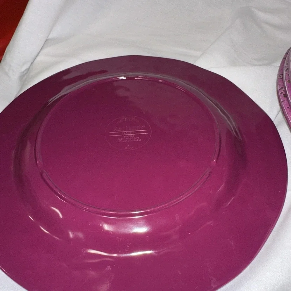 Pier 1 Pink‎ And GrayCarmelo Crackle Melamine 6- 9